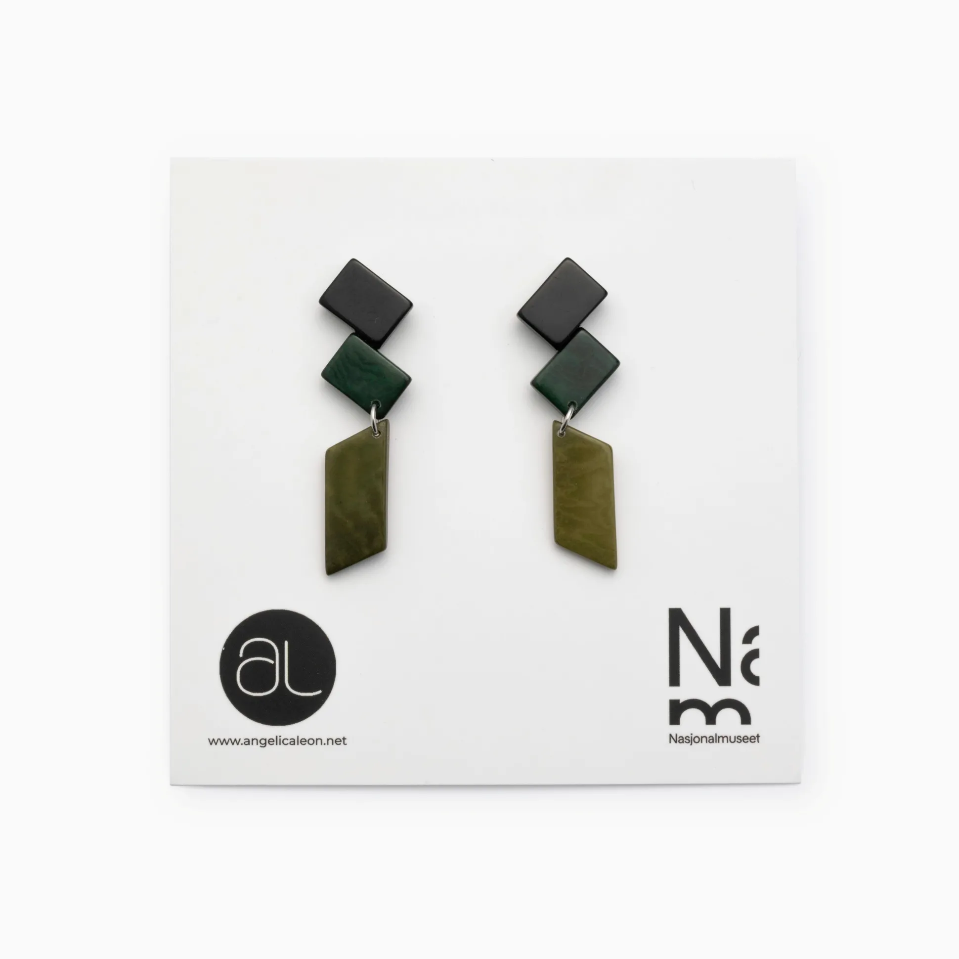 Øredobber. Angélica León, Solid Light X Nam #14. Sort/grønn